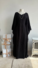 Load image into Gallery viewer, AMIRA - BLACK