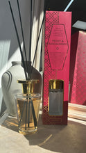 Load image into Gallery viewer, PEONY &amp; SANDALWOOD - DIFFUSER