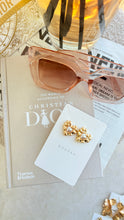 Load image into Gallery viewer, HEART - EARRINGS