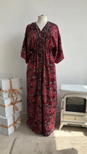 Load image into Gallery viewer, SUMMER - RED