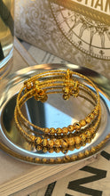 Load image into Gallery viewer, EVA - GOLD BANGLE SET