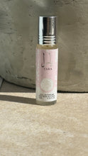 Load image into Gallery viewer, YARA  - ROLL PERFUME