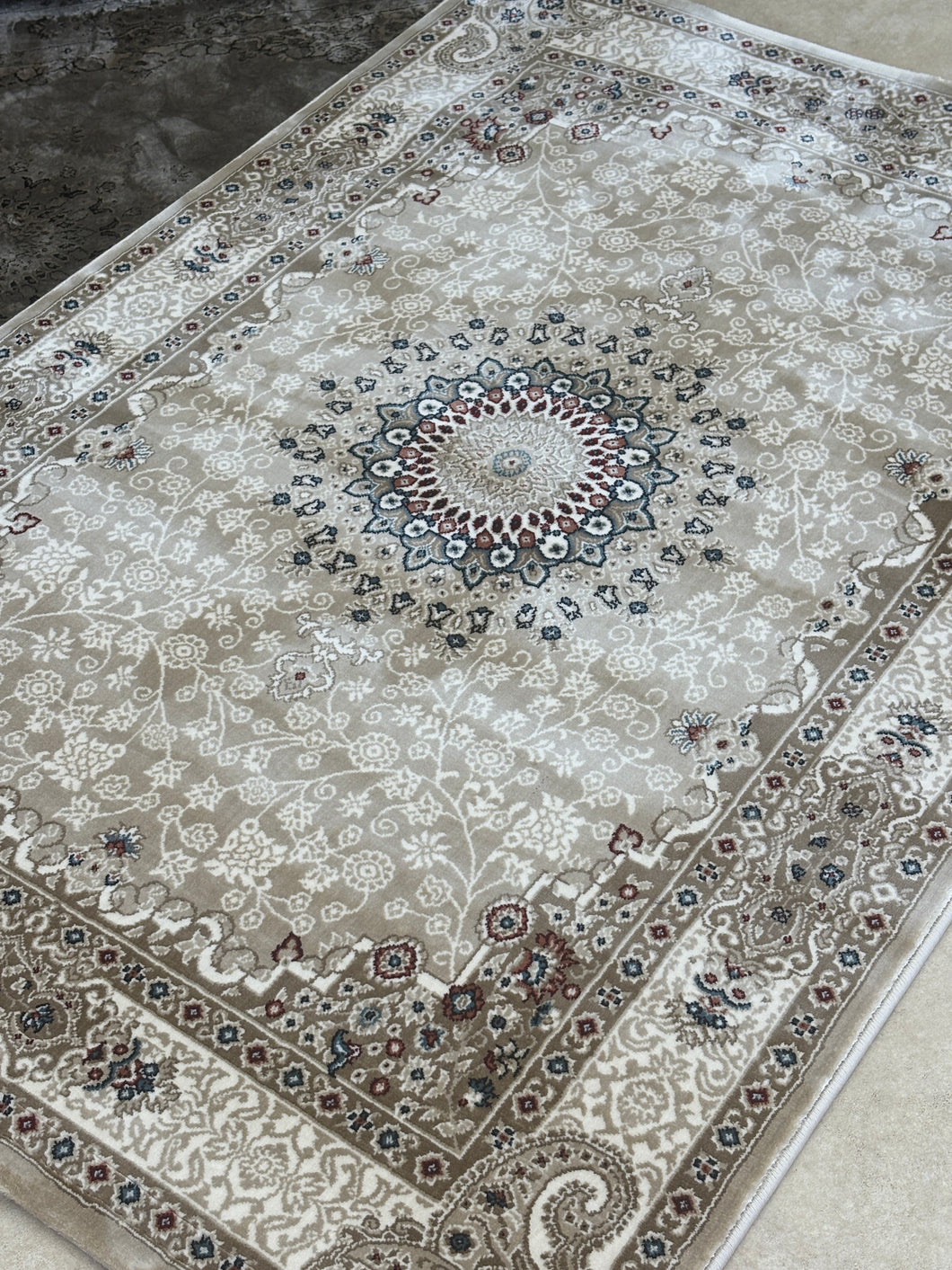 ISFAHAN SILK - BEIGE/CREAM