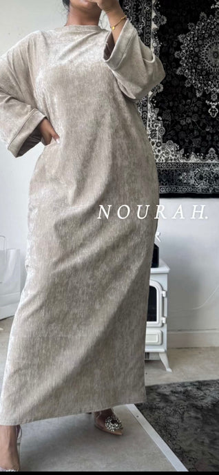 NEEKZ DRESS - CREAM