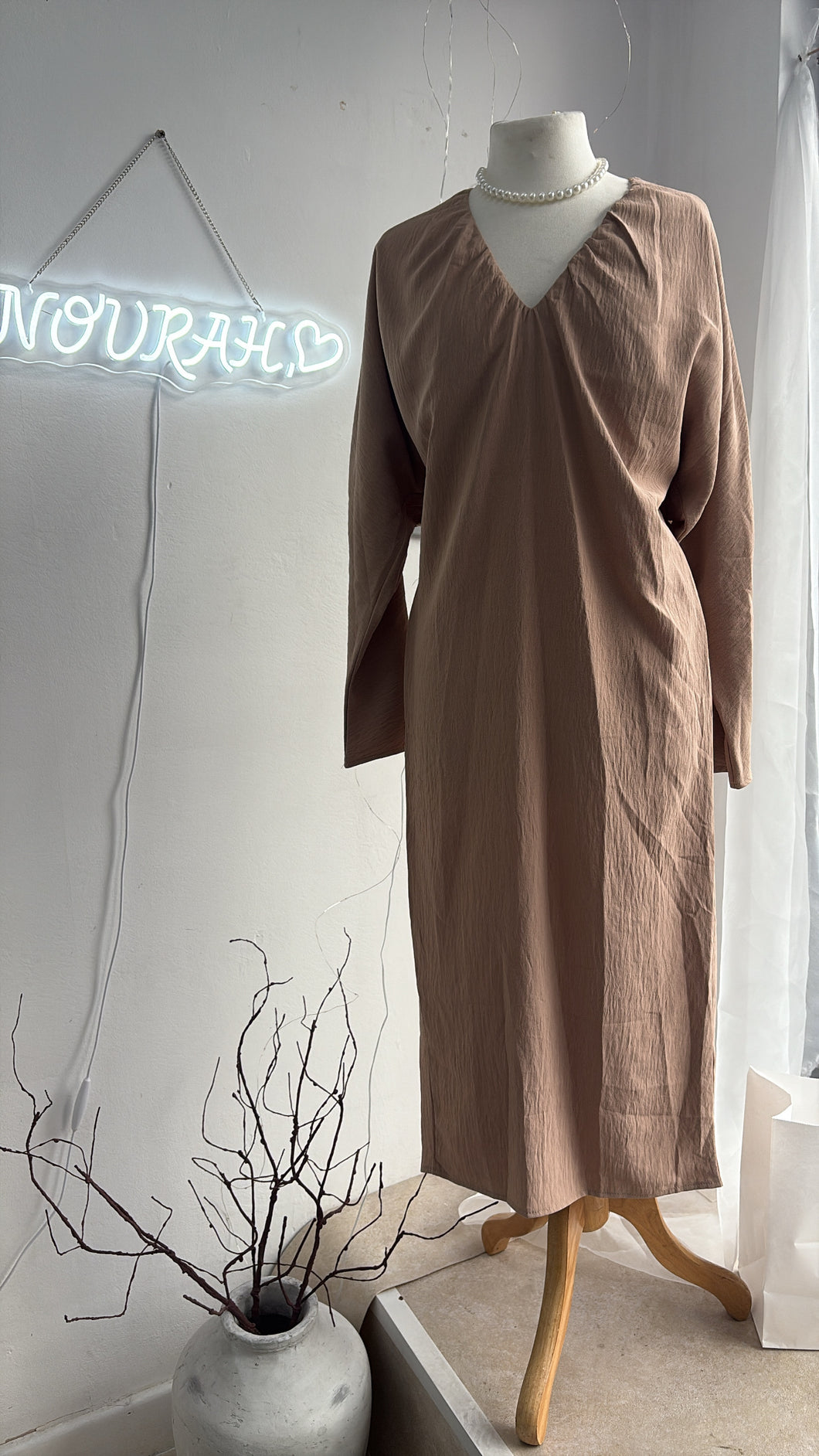 NELI DRESS - TAN