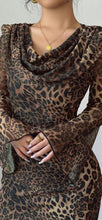 Load image into Gallery viewer, PRINTED DRESS - BROWN