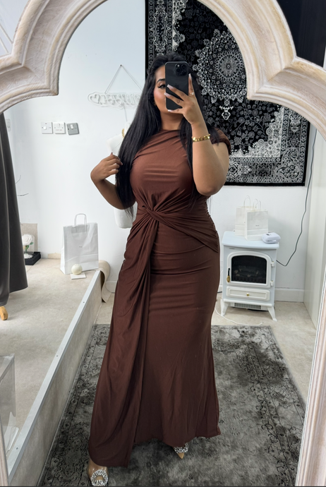 REYA RUFFLE DRESS - BROWN