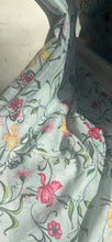 Load image into Gallery viewer, FLORAL HIJAB