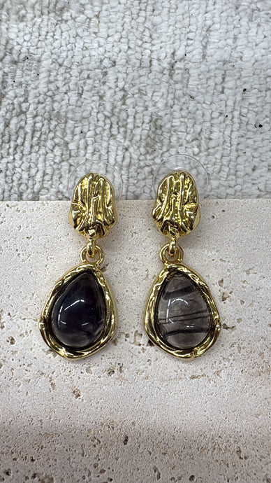 DROP EARRINGS - BLACK