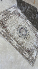 Load image into Gallery viewer, ISFAHAN SILK - BEIGE/CREAM