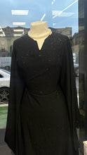 Load image into Gallery viewer, AMI ABAYA - BLACK