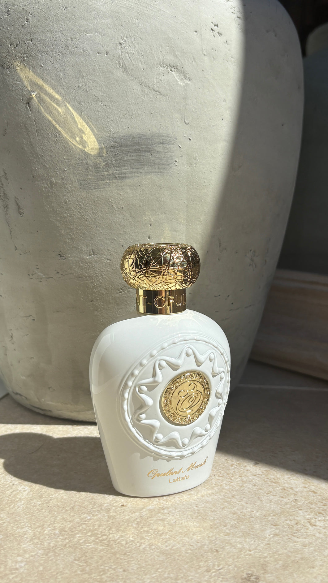 MUSK - WHITE