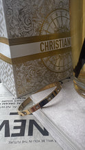 Load image into Gallery viewer, CARTI BANGLE - GOLD