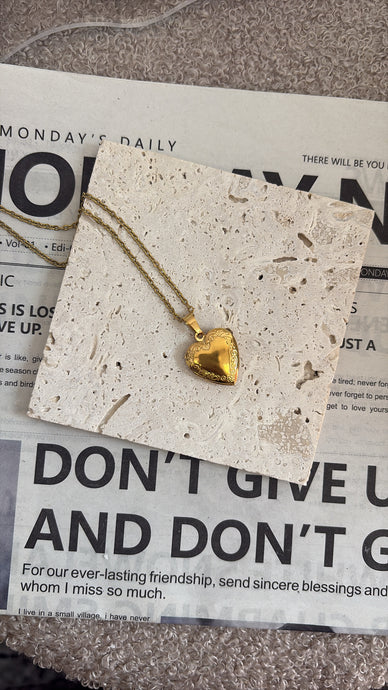 HEART LOCKET-NECKLACE