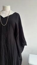Load image into Gallery viewer, AMIRA - BLACK