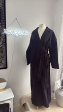 Load image into Gallery viewer, MAXARA COAT - BLACK