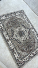 Load image into Gallery viewer, ISFAHAN SILK - MIXED
