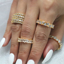 Load image into Gallery viewer, KRYSTAL II - Gold