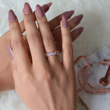 Load image into Gallery viewer, KRYSTAL I - Rose Gold