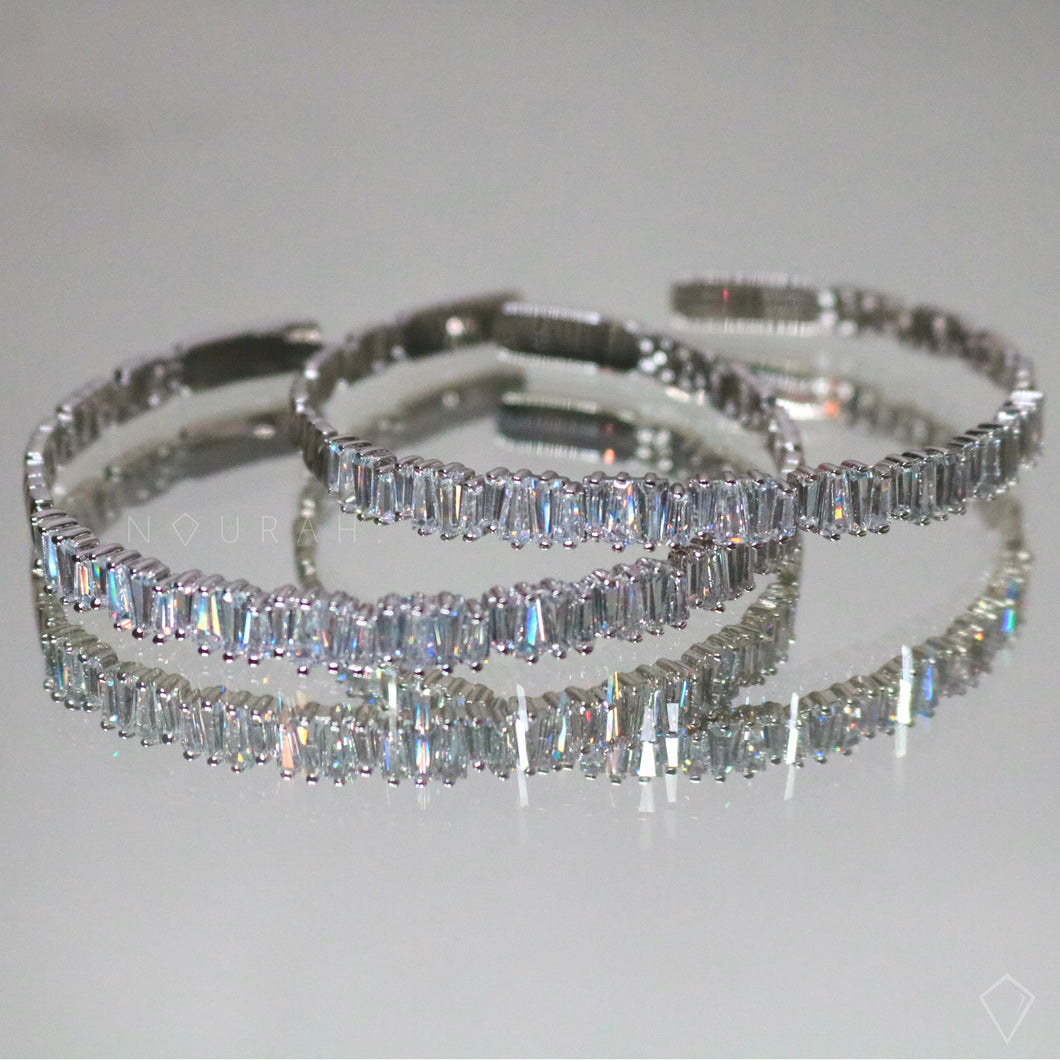KRYSTAL - Silver